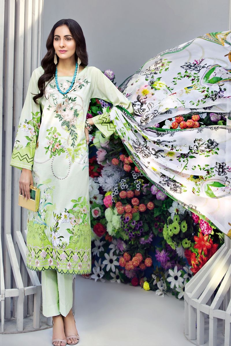 /2020/02/gul-ahmed-summer-lawn20-3-pc-unstitched-embroidered-lawn-suit-with-chiffon-dupatta-bm-112-image3.jpeg