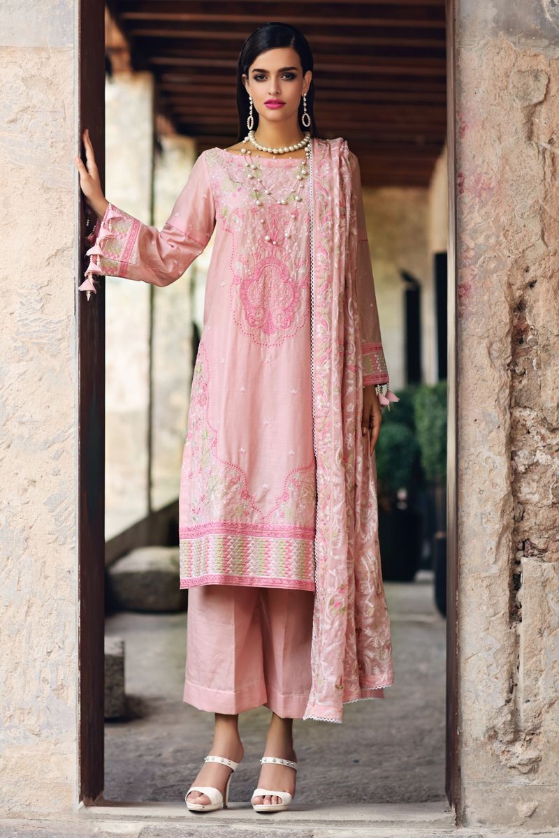 /2020/02/gul-ahmed-summer-lawn20-3-pc-unstitched-embroidered-lawn-suit-with-chiffon-dupatta-pm-275-image1.jpeg