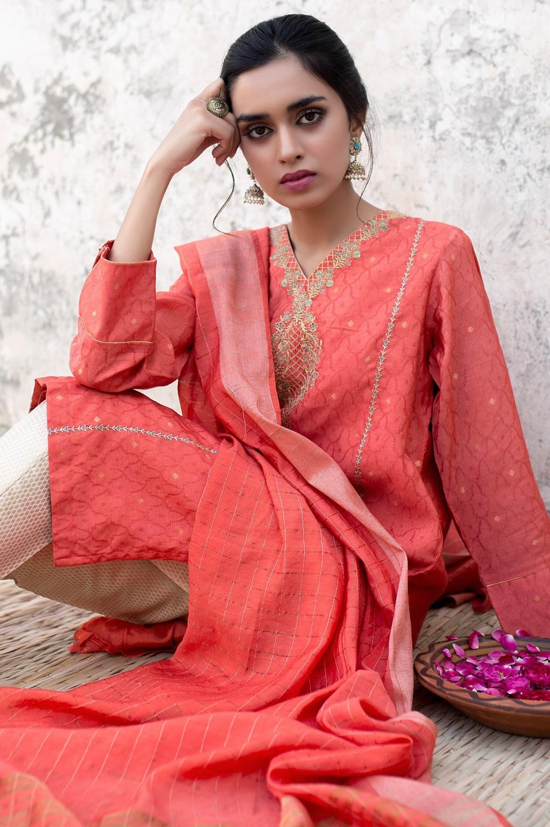 /2020/02/zeen-woman-luxury-pret-stitch-2-piece-embroidered-jacquard-suit-wzk29402-orange-peach-image3.jpeg