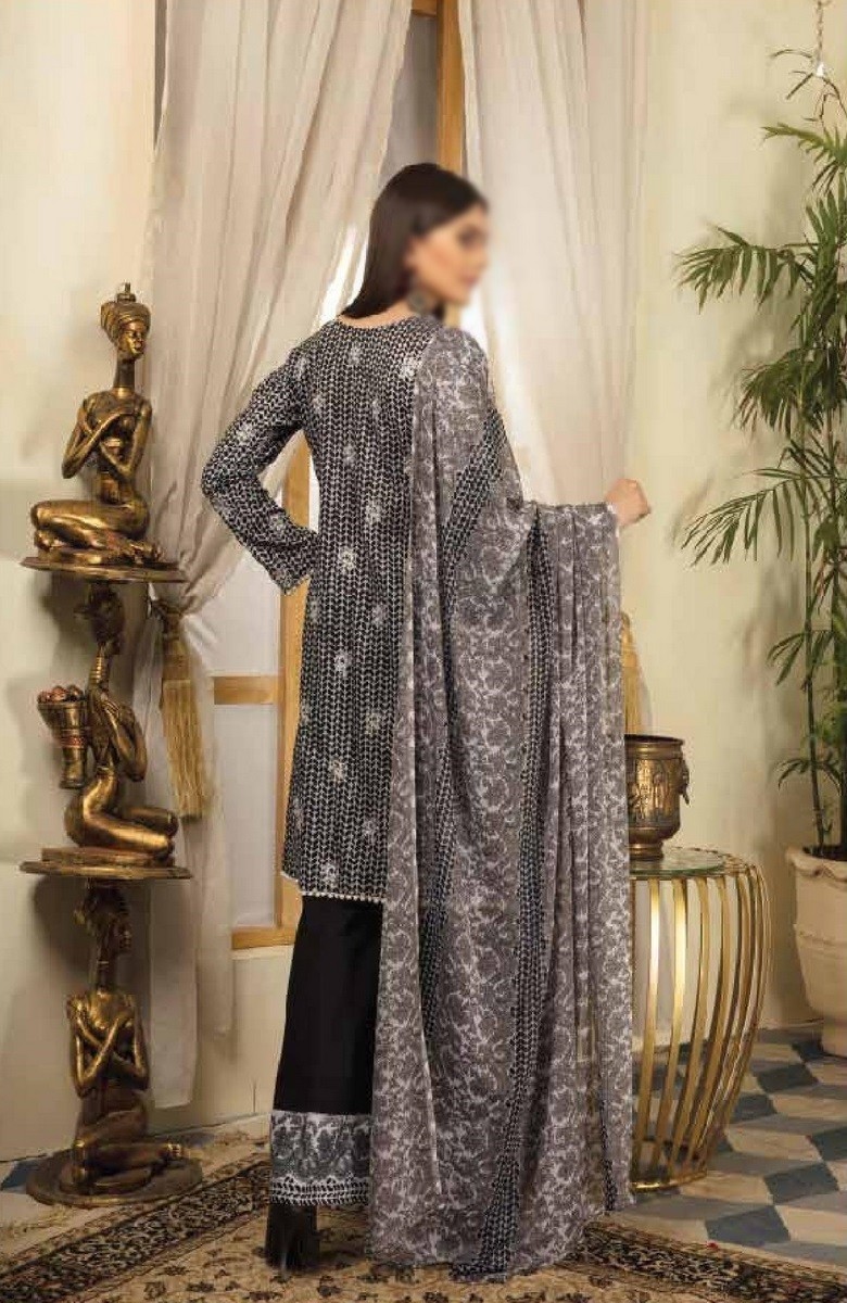 /2020/03/sanam-saeed-range-luxury-embroidered-lawn-collection-d-06-image3.jpeg