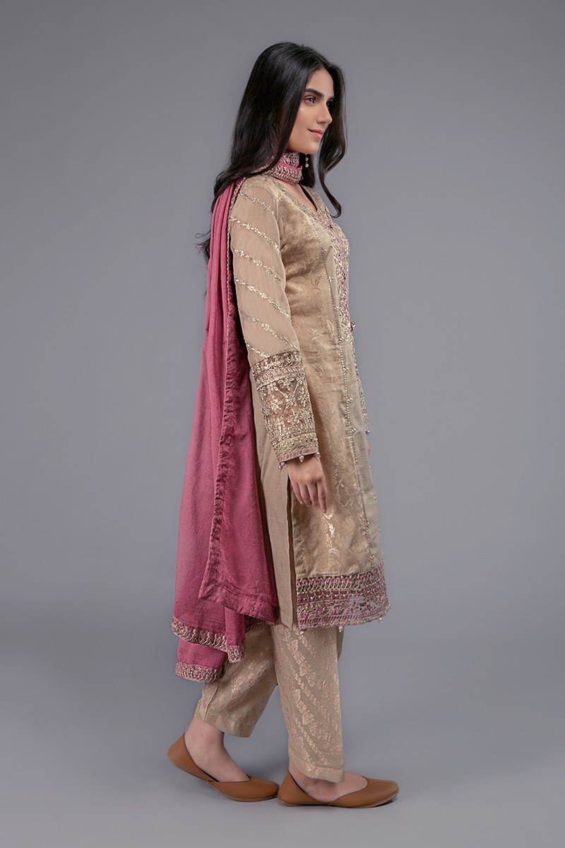 /2020/05/mariab-eid-collection-suit-coffee-dw-ef20-39-image2.jpeg