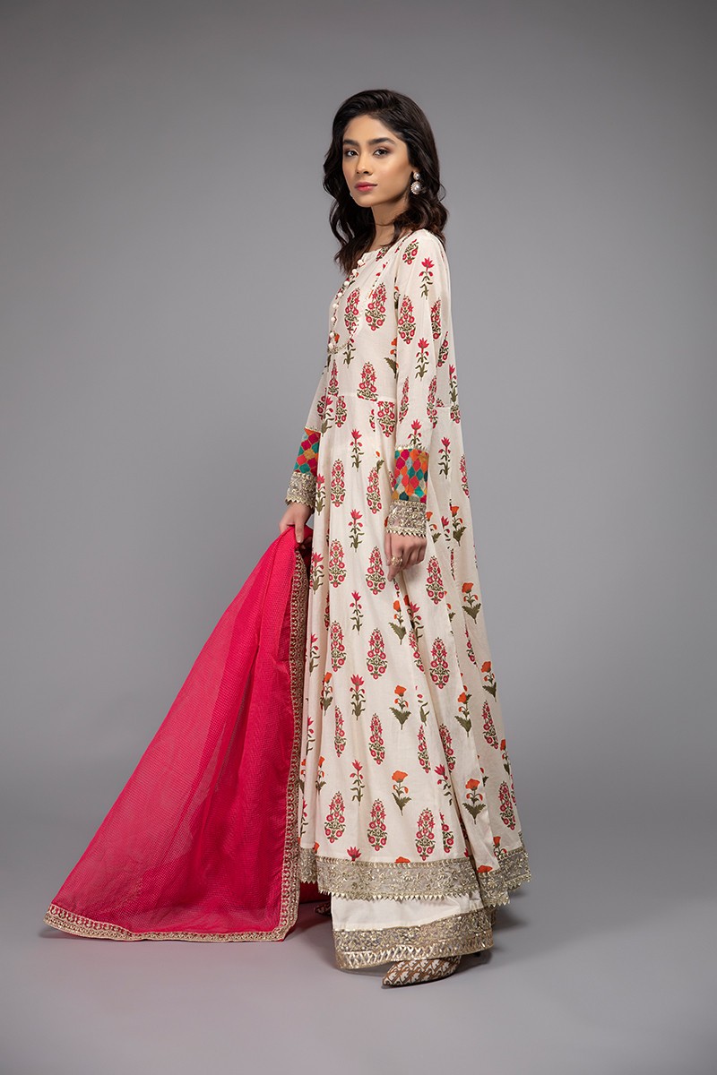 /2020/05/mariab-eid-collection-suit-off-white-dw-ef20-10-image2.jpeg