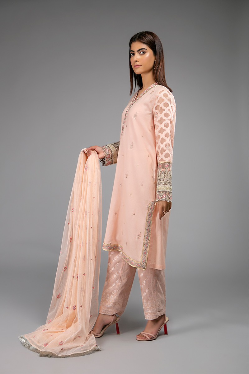 /2020/05/mariab-eid-collection-suit-pink-dw-ef20-34-image2.jpeg