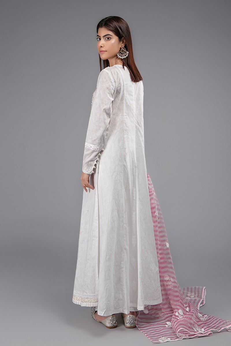 /2020/05/mariab-eid-collection-suit-white-dw-ef20-15-image3.jpeg