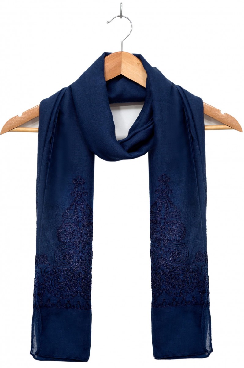 /2020/05/zeen-woman-festive-edition-solid-embroidered-scarf--royal-blue-647643-image1.jpeg