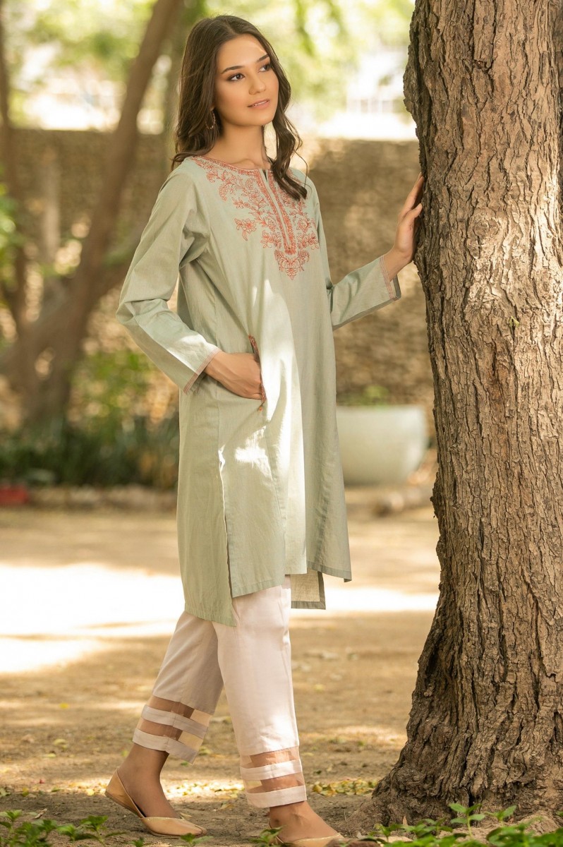 /2020/05/zeen-woman-festive-edition-stitched-1-piece-embroidered-shirt--green-moss-wa102004-green-moss-image2.jpeg