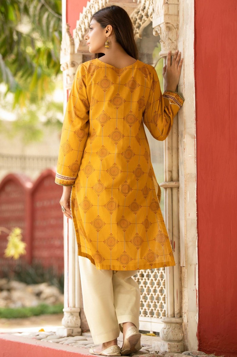 /2020/05/zeen-woman-festive-edition-unstitched-1-piece-embroidered-lawn-shirt-652909-image2.jpeg