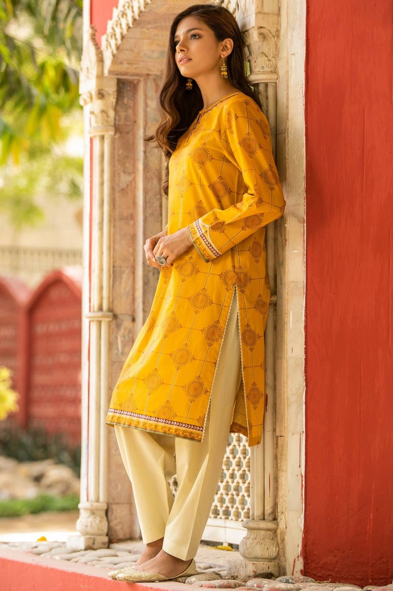 /2020/05/zeen-woman-festive-edition-unstitched-1-piece-embroidered-lawn-shirt-652909-image3.jpeg