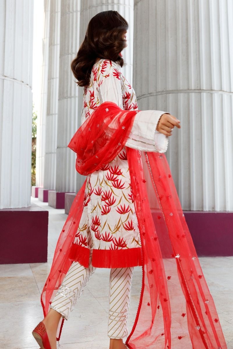 /2020/07/gul-ahmed-eid-2020-3-pc-embroidered-suit-with-net-dupatta-fe-331-image3.jpeg
