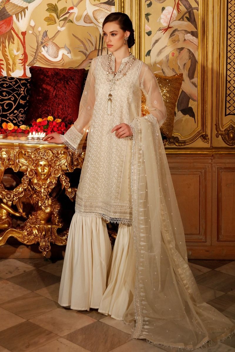 /2020/07/gul-ahmed-eid-2020-3-pc-embroidered-suit-with-organza-dupatta-fe-293-image1.jpeg