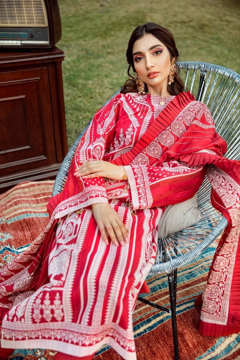 /2020/07/gul-ahmed-eid-2020-3-pc-lacquer-printed-suit-with-georgette-dupatta-fe-261-image2.jpeg