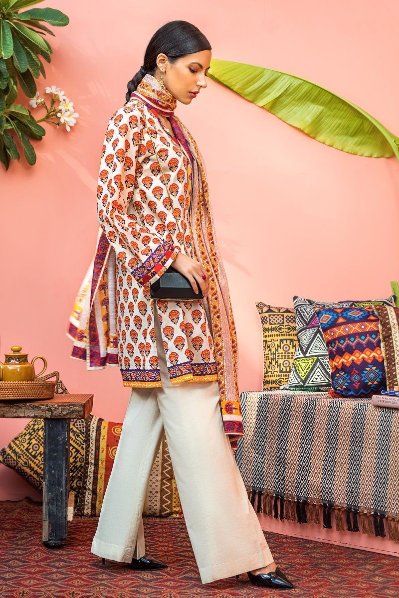 /2020/08/gul-ahmed-mid-summer-collection-2-pc-unstitched-printed-cambric-suit-cnt-03-image2.jpeg