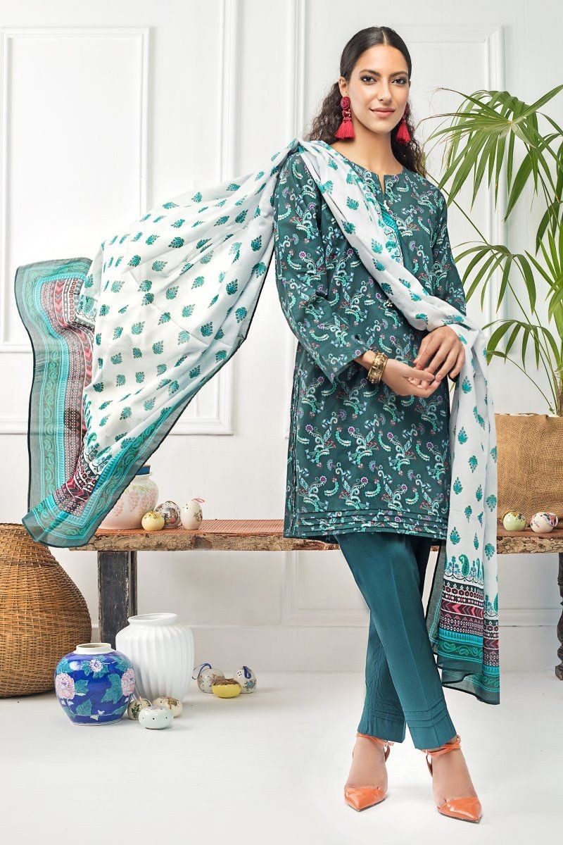 /2020/08/gul-ahmed-mid-summer-collection-2-pc-unstitched-printed-cambric-suit-tcn-57-image1.jpeg