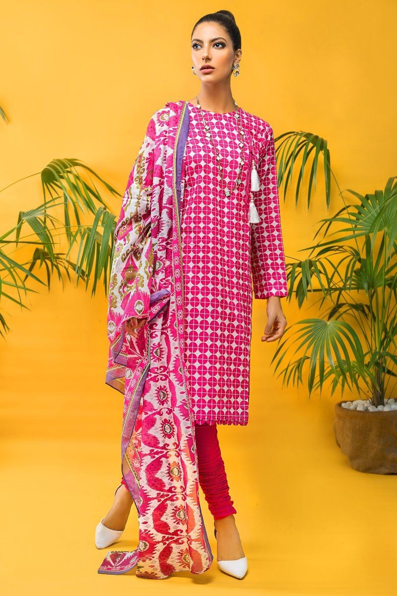 /2020/08/gul-ahmed-mid-summer-collection-3-pc-unstitched-printed-cambric-suit-cbn-114-b-image1.jpeg