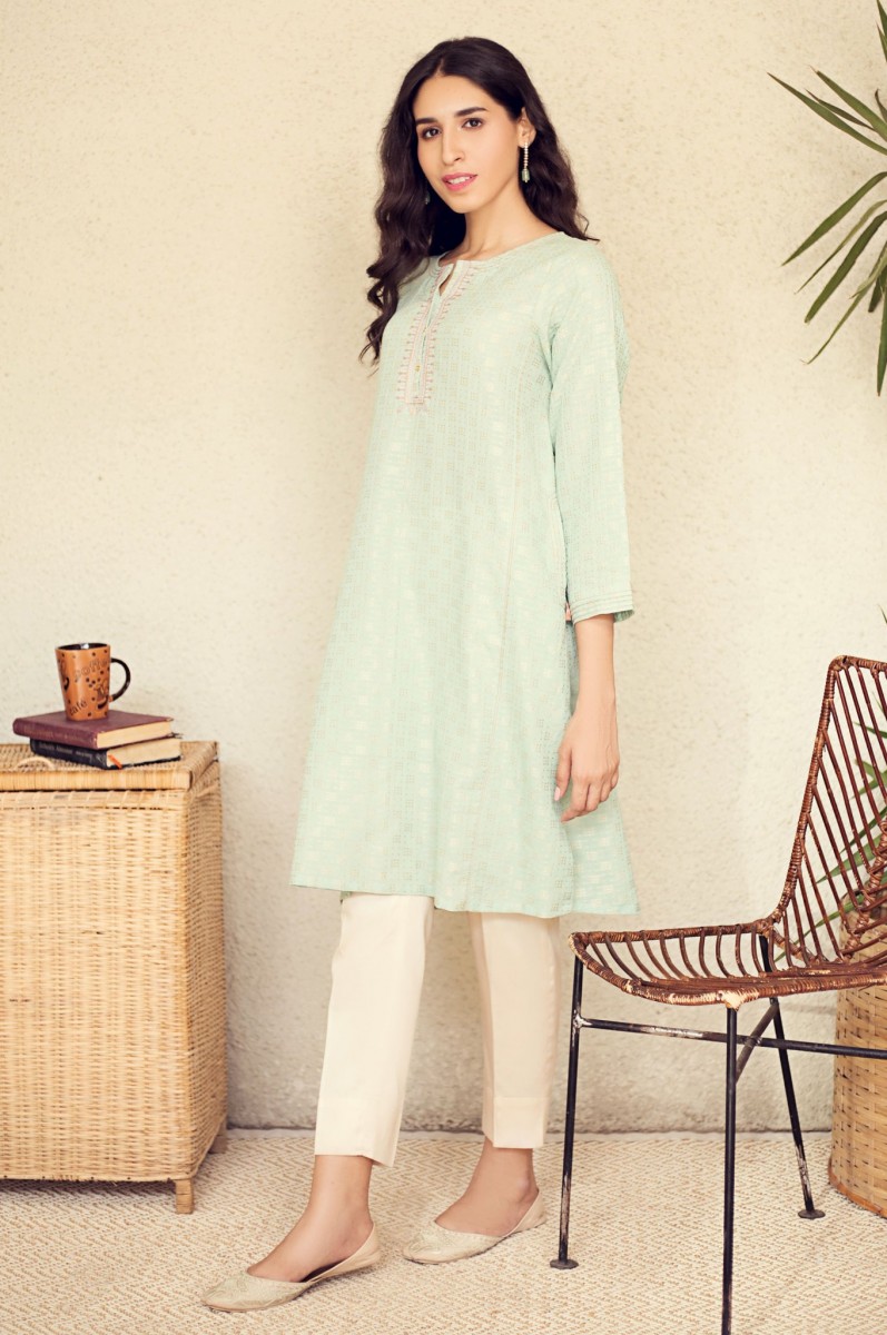 /2020/09/zeen-woman-jacquard-collection-stitched-1-piece-embroidered-shirt-zw-003-image2.jpeg