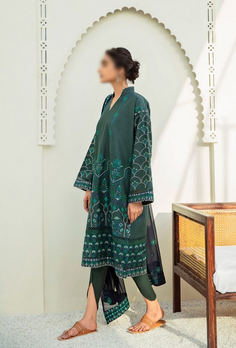 /2021/06/xenia-maram-embroidered-unstitched-lawn-collection-d11-mahur-image2.jpeg
