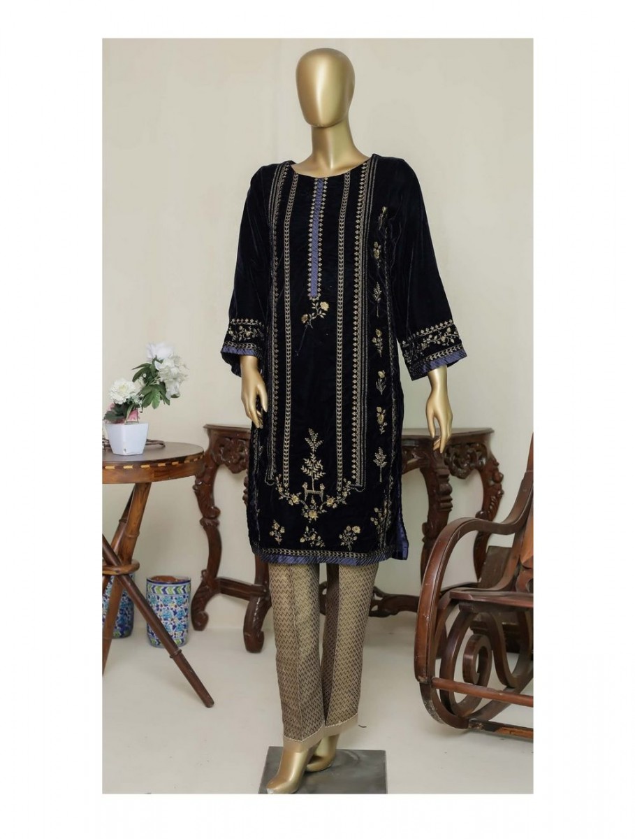 /2022/10/bin-saeed-velvet-embroidered-kurti-collection-design-03-image1.jpeg