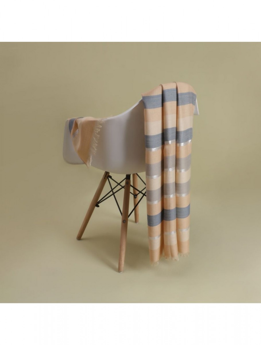 /2022/10/wrap-stoles-scarves-by-amna-khadija-design-20520240-new-a-image1.jpeg