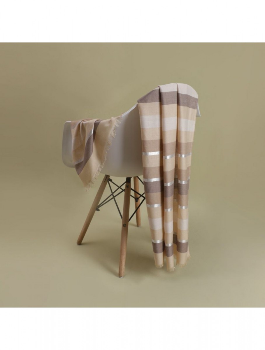 /2022/10/wrap-stoles-scarves-by-amna-khadija-design-20520240-new-f-image1.jpeg