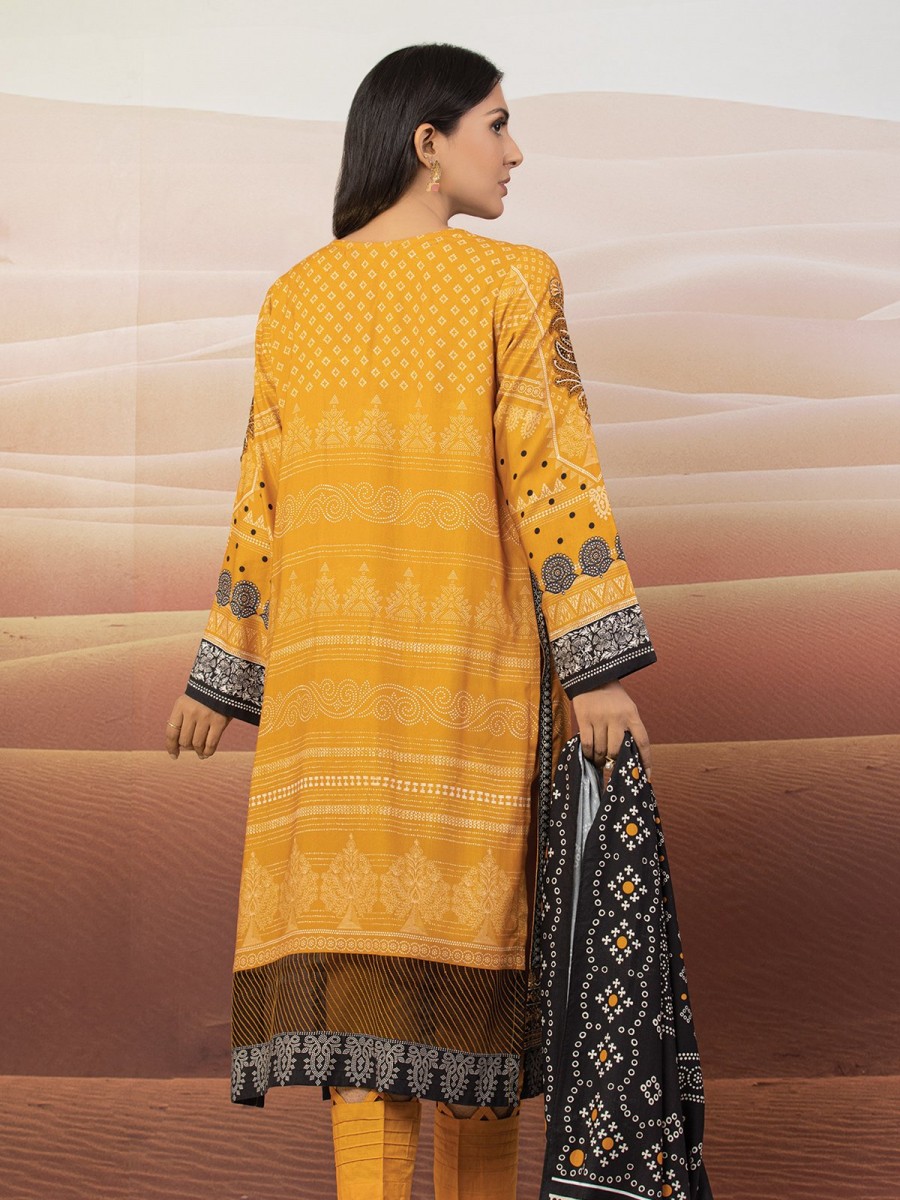 /2022/11/edenrobe-women-allure-khaddar--ewu22v10-25016-mustard-embroidered-crepe-3-piece-image2.jpeg