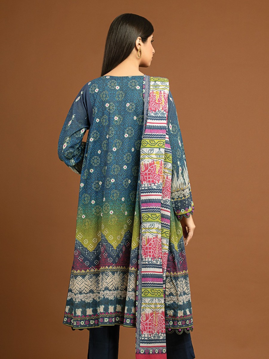 /2022/11/edenrobe-women-allure-khaddar--ewu22v13-24033-navy-multi-embroidered-viscose-3-piece-image2.jpeg
