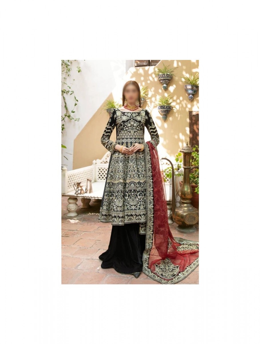 /2022/11/maryum-n-maria-unstitched-embroidered-articles-sitara-mff-0010-image1.jpeg