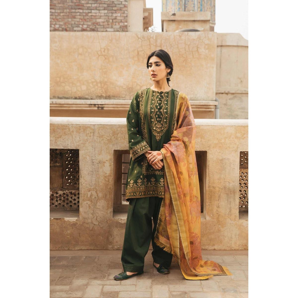 /2023/01/zara-shahjahan-fall-collection-3-piece-unstitched-suit-for-women--naaz-a-image1.jpeg