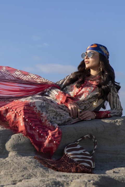 /2023/04/sana-safinaz-3-piece-printed-lawn-unstitched-suit--muzlin-summer-2-276376953_pk-1492746307-image2.jpeg
