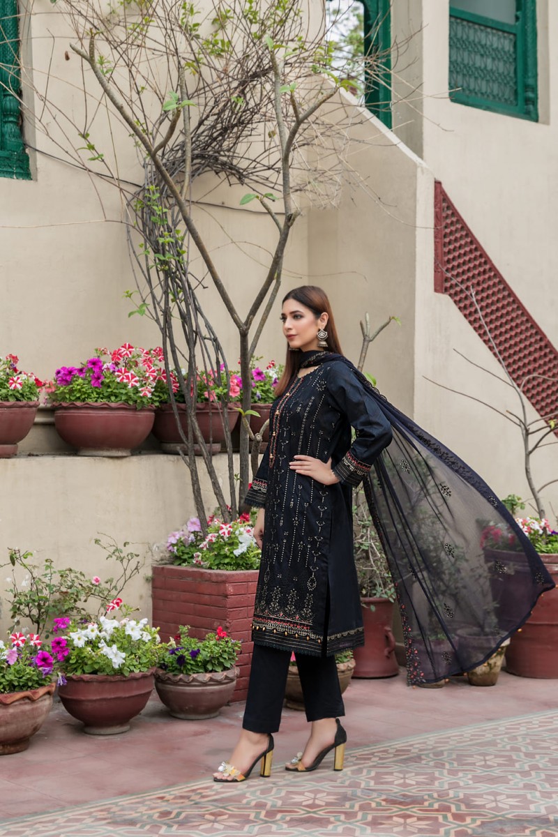 /2023/04/tradition-of-love-by-tawakkal-semi-stitched-jacquard-lawn-festive-eid-collection'2023-t-8565-image2.jpeg