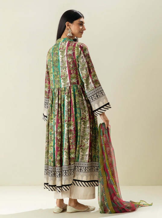 /2023/07/morbagh-by-beechtree-era-of-floral-printed-3-piece-lawn-400425446_pk-1934396277-image2.jpeg