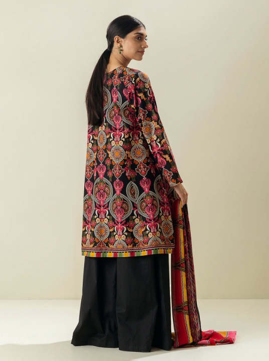 /2023/07/morbagh-by-beechtree-exotic-odyssey-printed-2-piece-lawn-400425302_pk-1934394629-image2.jpeg