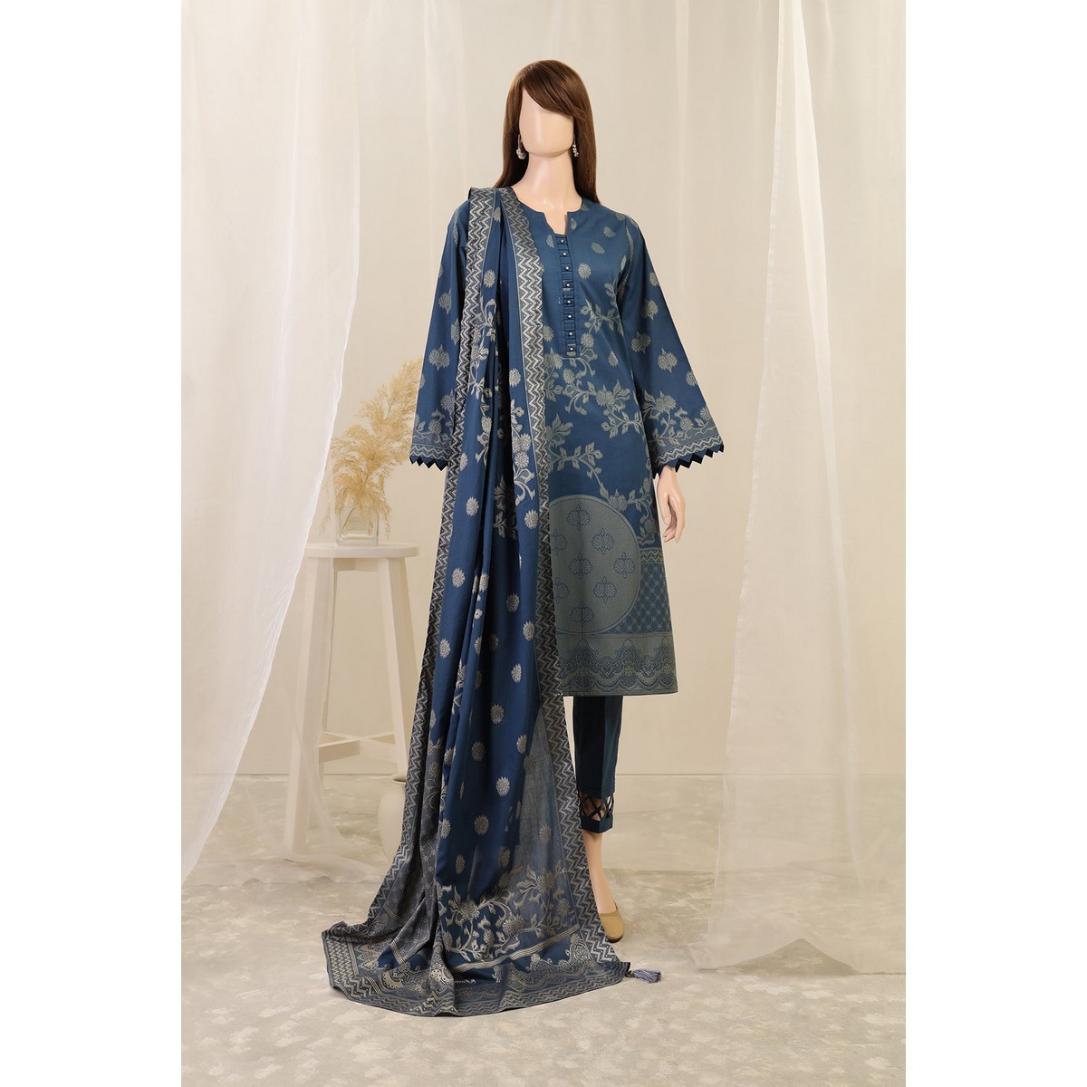 /2023/08/saya-unstitched-jacquard-cotton-3-piece-for-women-423918068_pk-2008290955-image1.jpeg