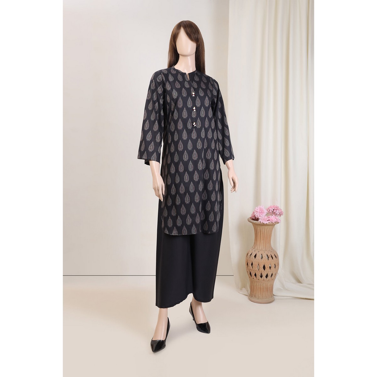 /2023/08/saya-unstitched-jacquard-cotton-shirt-wu1p-4443-for-women-421784289_pk-1994700686-image1.jpeg