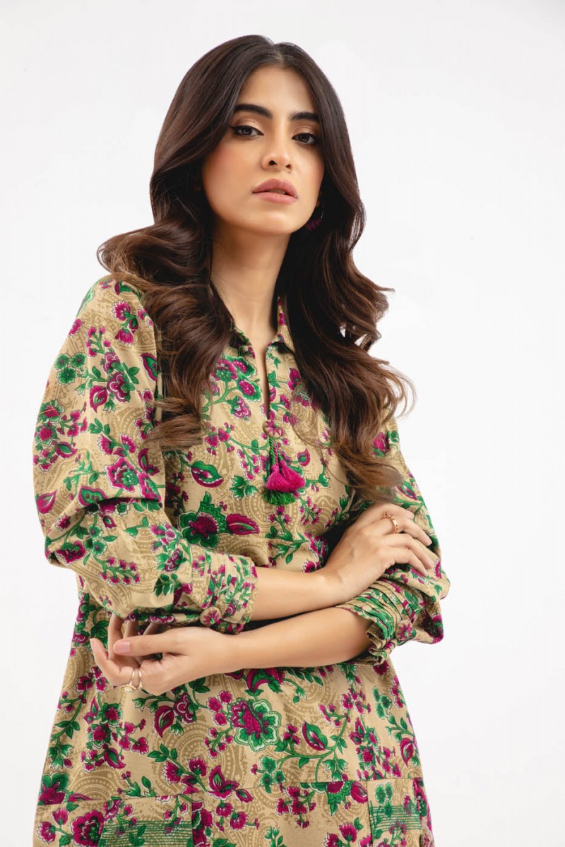 /2023/09/alkaram-studio-unstitched-1-pc-printed-khaddar-shirt-slrk-06-23-4-beige-image2.jpeg