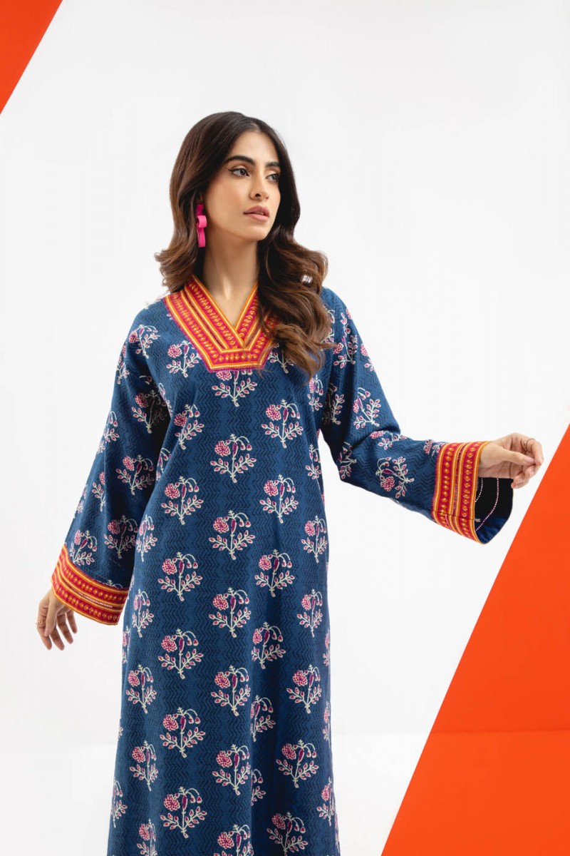 /2023/09/alkaram-studio-unstitched-1-pc-printed-khaddar-shirt-slrk-33-23-4-dark-blue-image2.jpeg