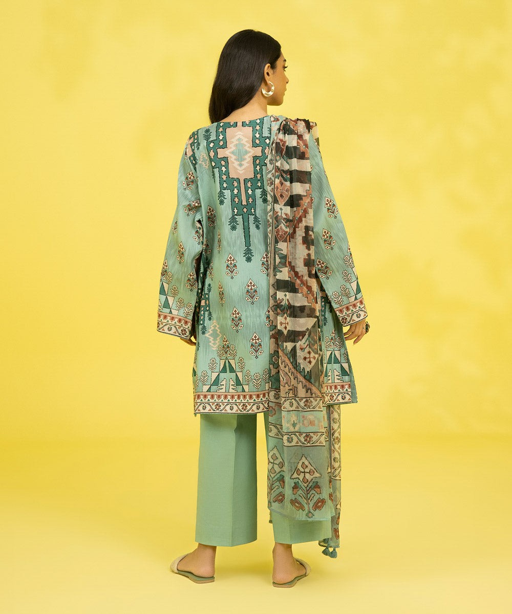 /2023/10/sapphire-unstitched-3-piece-digital-printed-lawn-suit-431163036_pk-2056454032-image2.jpeg