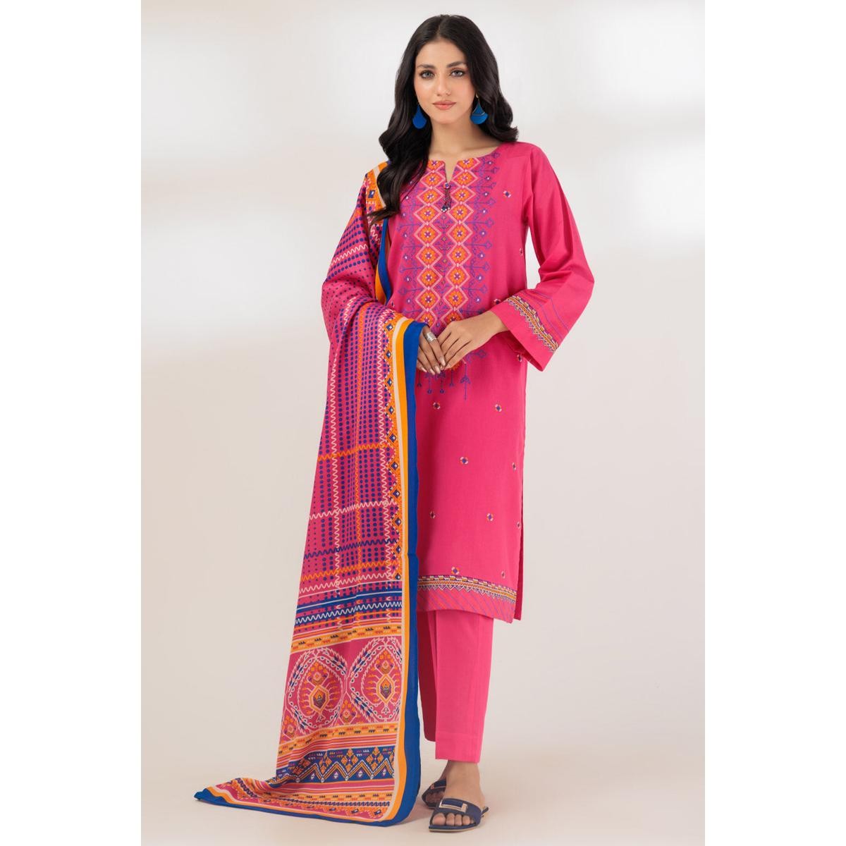 /2023/12/bonanza-satrangi-stitched-ready-to-wear-pink-khaddar-3-piece-pws1233p17-image1.jpeg