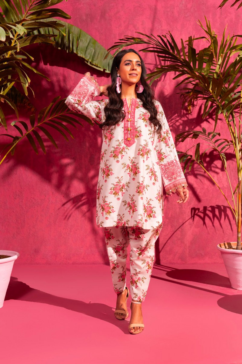 /2024/02/alkaram-studio-rang-e-bahar-unstitched-2-piece-embroidered-poly-lawn-suit-with-poly-lawn-trouser-a132377852-image1.jpeg