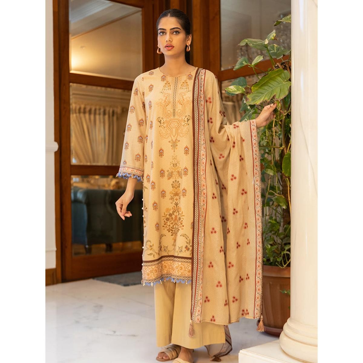 /2024/02/salitex-unstitched-3-piece-lawn-embroidered-luxury-suit--printed-lawn-shirt-with-printed-embroidered-lawn-dupatta--collection:-uraan--design-sku:-uns23cv001ut-image1.jpeg