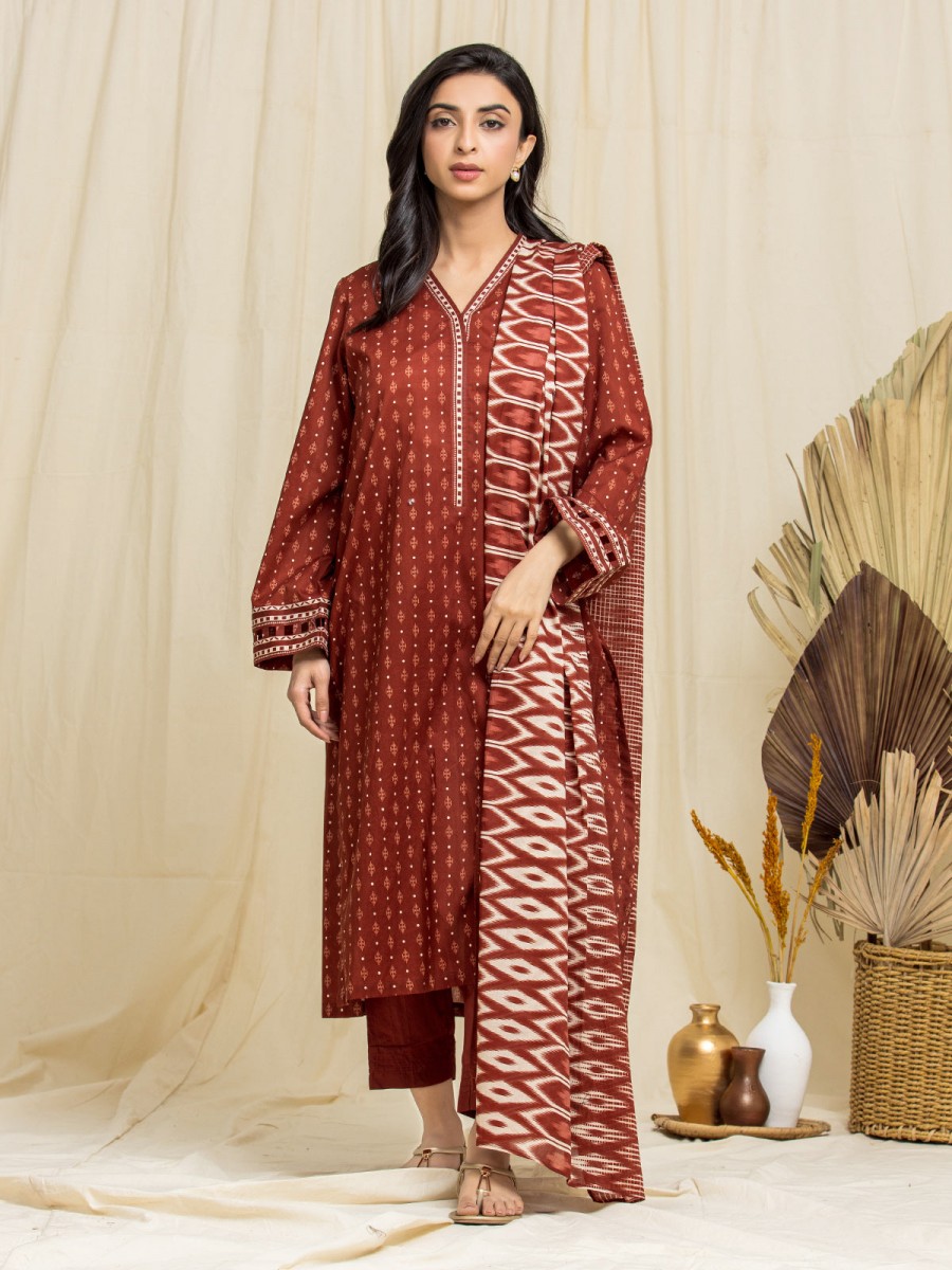 /2024/07/edenrobe-mid-summer-ewu24a1-29067-3p-unstitched-rust-printed-lawn-3-piece-image1.jpeg