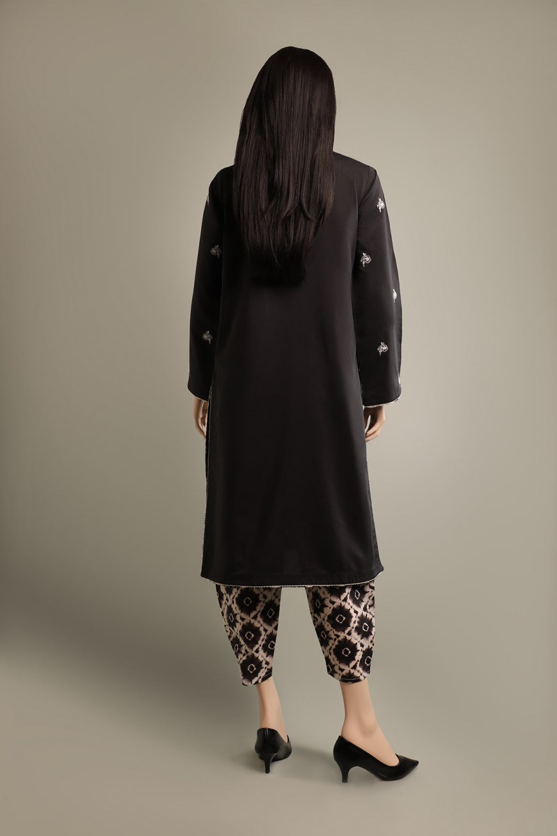 /2024/07/saya-unstitched-printed-embroidered-cotton-filament-2-piece--color:-black--collection:-yin-to-yang-2024--designcode:-wu2p-3399-image2.jpeg